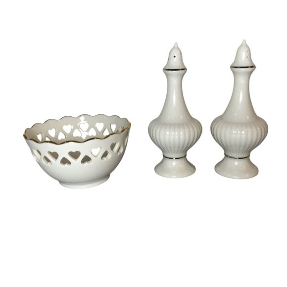 Lenox Porcelain Salt & Pepper Shakers With Heart Cutout Bowl - Picture 1 of 8
